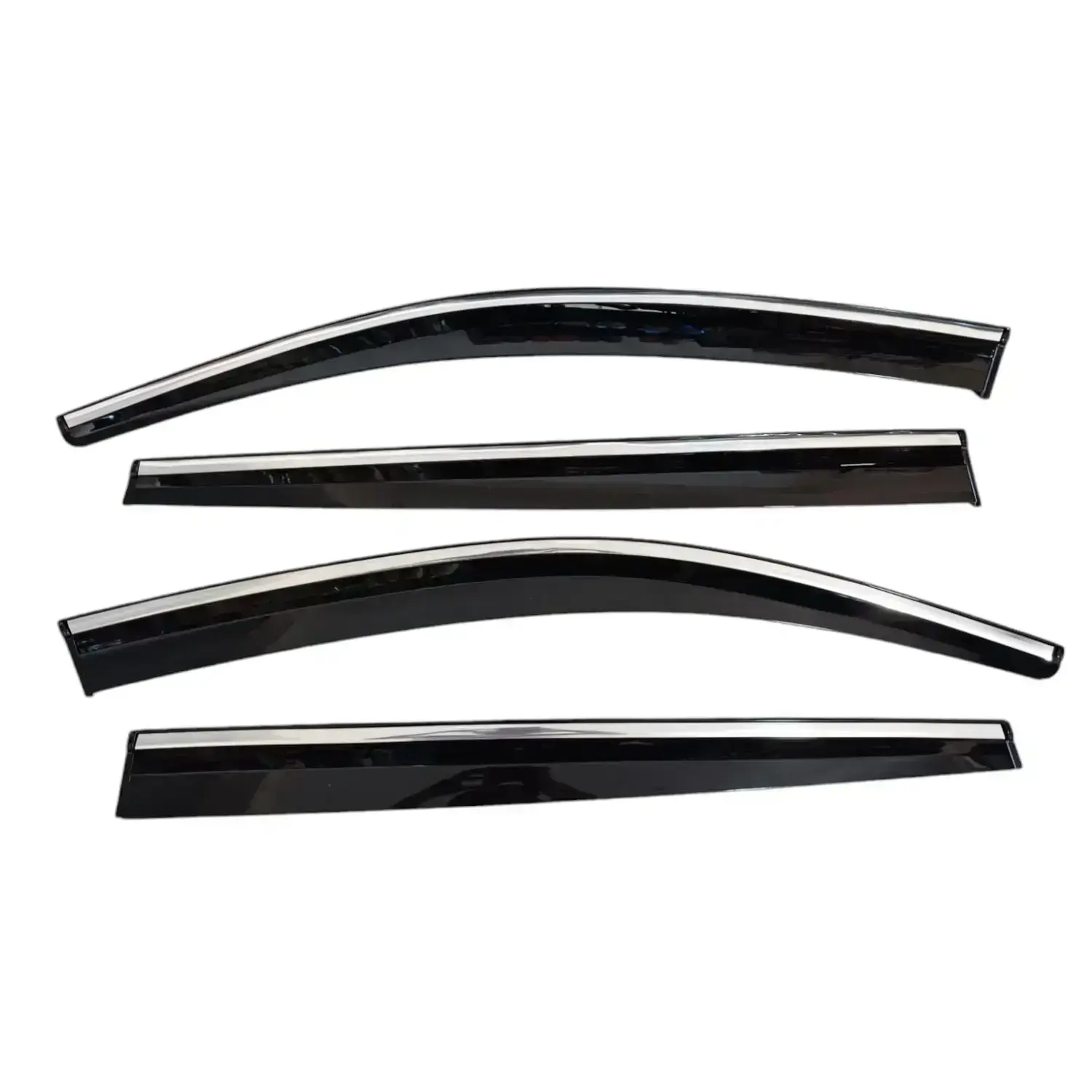 Cross Nissan Qashqai 2021-2025 Kromlu Cam Rüzgarlığı 4 Parça